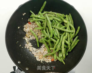 干煸豆角的做法步骤:10