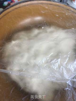 蒜苗肉馅烤包子的做法步骤:4