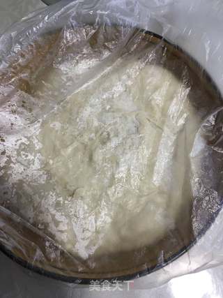 蒜苗肉馅烤包子的做法步骤:5