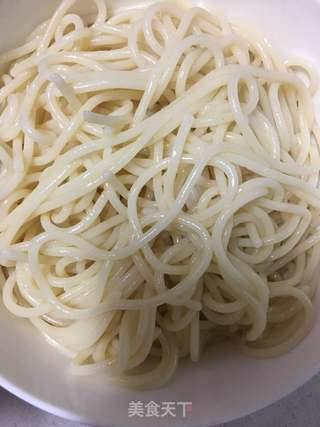 牛排意面的做法步骤：1