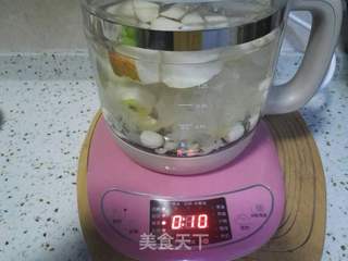 银耳莲子百合羹的做法步骤:8