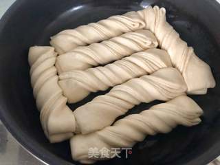 生煎花卷的做法步骤:13