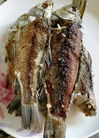 酥鱼的做法步骤:3