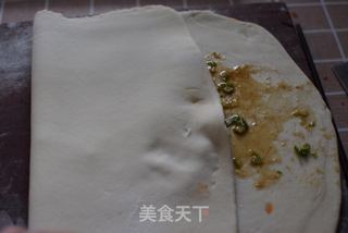 怎么做层次分明的油卷的做法步骤：2