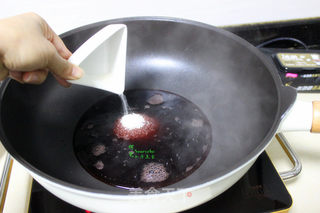 煎牛排的做法步骤:4