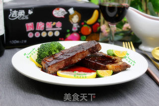煎牛排的做法步骤:10