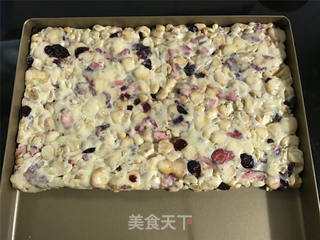 草莓干雪花酥的做法步骤:7