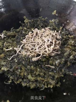 酸菜肉丝面浇头的做法步骤:8