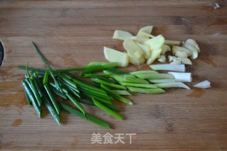 蜂蜜麻香烤翅的做法步骤：2