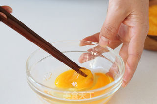 【红薯夹心饼】隔壁小孩都馋哭了的做法步骤:4