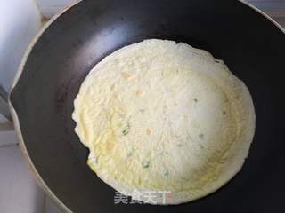 如何做葱花鸡蛋饼的做法步骤:14