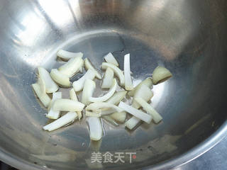 腊肠煲仔饭的做法步骤:5