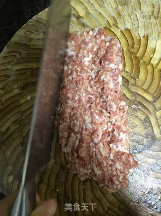 猪肉蒸鸡蛋的做法步骤：1