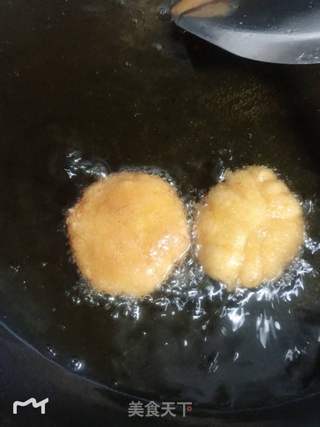 南瓜饼的做法步骤：7