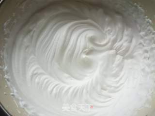 草莓生日奶油蛋糕的做法步骤:2