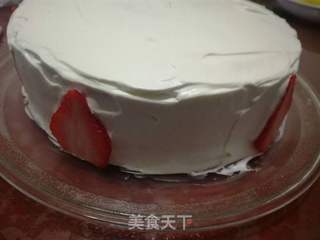 草莓生日奶油蛋糕的做法步骤:9