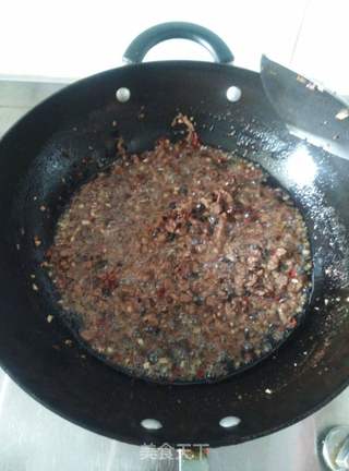 香辣牛肉酱的做法步骤:8