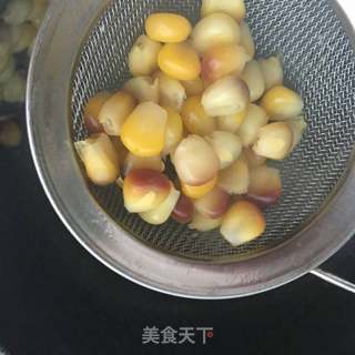 牛油果煎黄鱼玉米沙拉的做法步骤:9