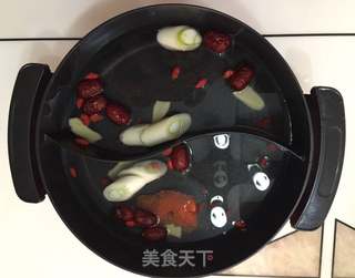鸳鸯火锅的做法步骤:12