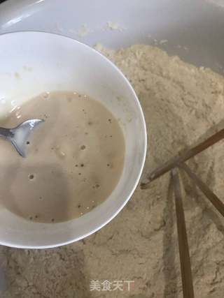 稀饭石磨面馒头的做法步骤:4