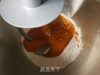 香辣南瓜包的做法步骤:4