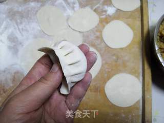 白菜猪肉饺子的做法步骤:14