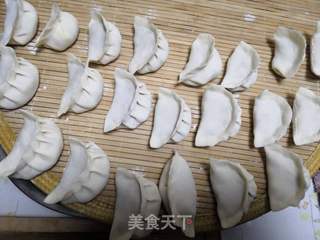 白菜猪肉饺子的做法步骤:15