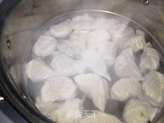 白菜猪肉饺子的做法步骤:17