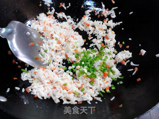 海苔胡萝卜炒饭的做法步骤:9