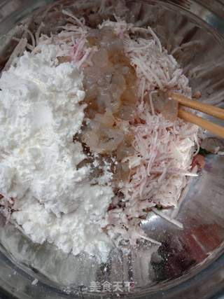 香芋鲜虾饼的做法步骤:4