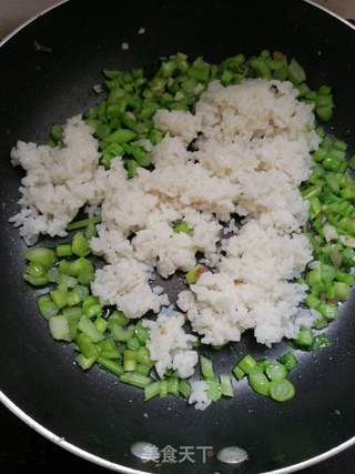 广式腊味炒饭的做法步骤:5