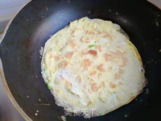 烫面鸡蛋饼的做法步骤:11