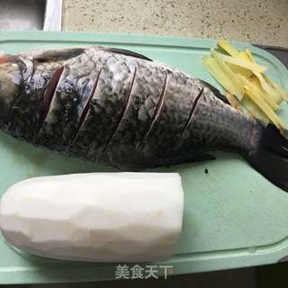 浓香奶白鲫鱼汤的做法步骤：1