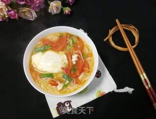 番茄鸡蛋索面汤的做法步骤:7