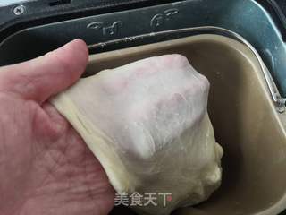如何做小朋友都爱吃的毛毛虫香肠面包的做法步骤:3
