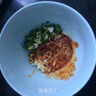 煎蛋酸汤面的做法步骤:4