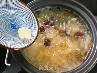 苹果红枣银耳羹的做法步骤:4