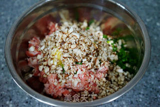 萝卜肉馅儿饺子-------冬吃萝卜夏吃姜的做法步骤:5