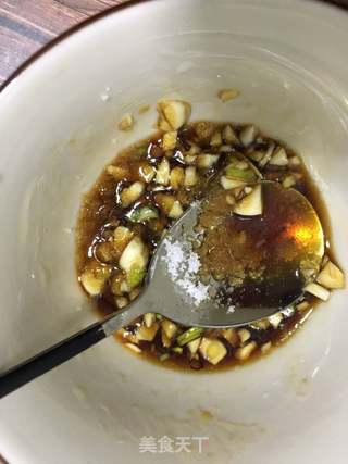 花生碎拌苦菊的做法步骤:12