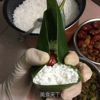 桂圆红枣西米粽的做法步骤:9