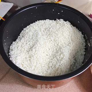 桂圆红枣西米粽的做法步骤:2