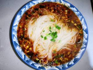 如何调汤鲜味美红油酸辣汁的做法步骤:12