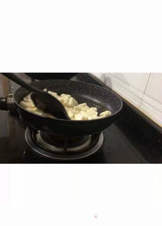 蔓越莓抹茶牛轧糖的做法步骤:4