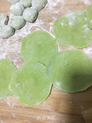 白萝卜鲜贝翡翠饺的做法步骤:28