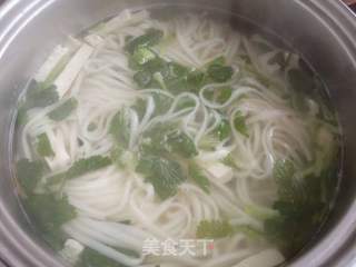 酸汤面的做法步骤:9
