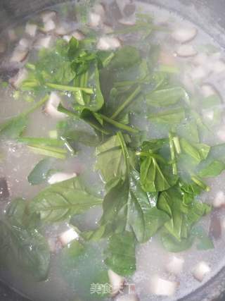 如何做皮蛋瘦肉粥的做法步骤:9