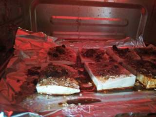 如何用烤箱制作烤豆腐的做法步骤:6