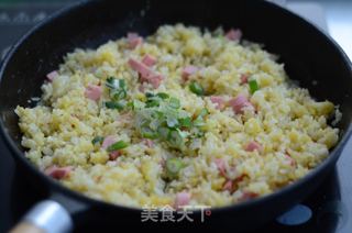 黄金蛋炒饭的做法步骤：5