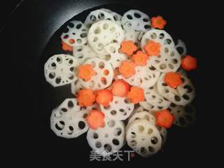 胡萝卜拌藕片的做法步骤:4