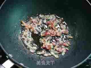 五彩蛋炒饭的做法步骤:5